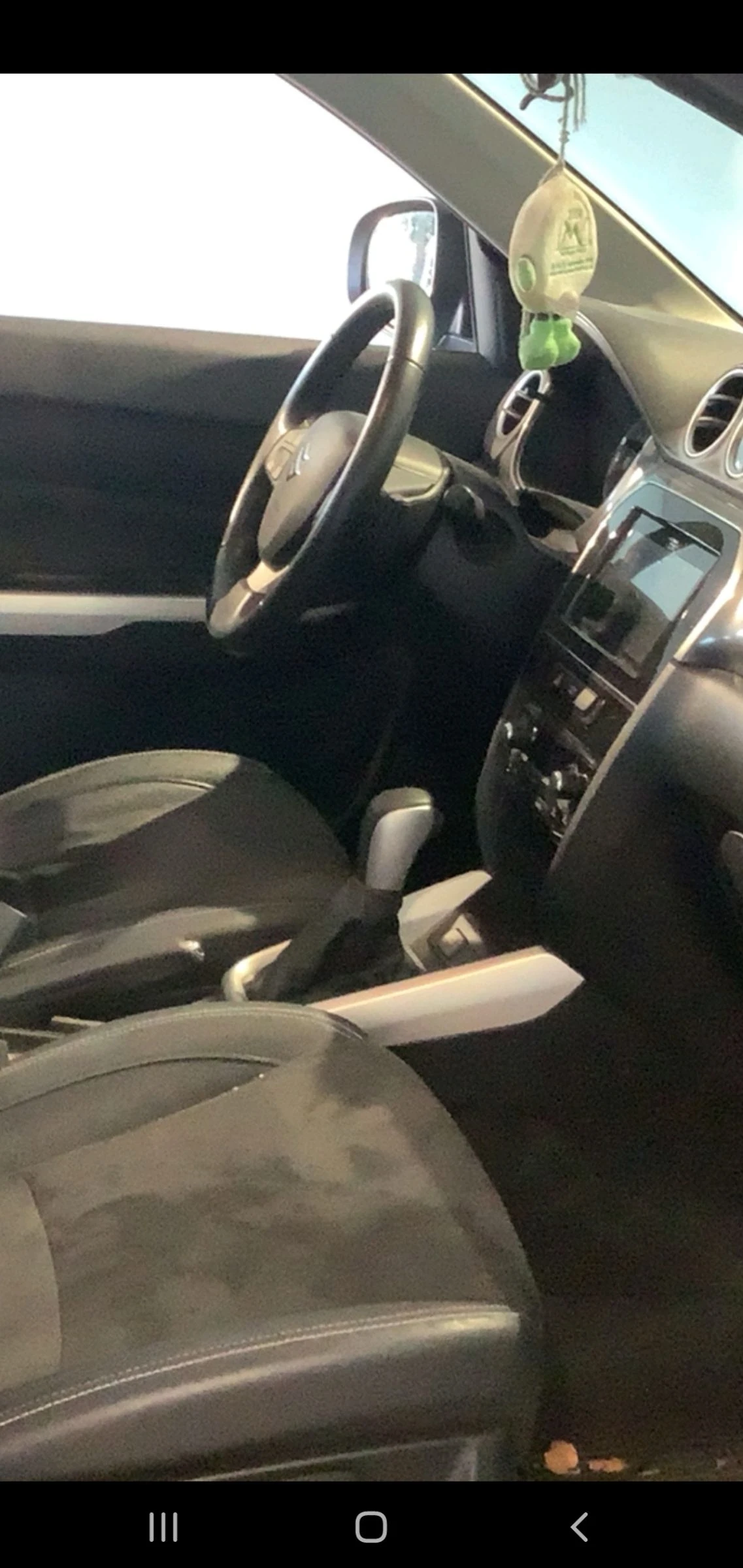 Suzuki Vitara 1.6D 4X4  AUT NAVI KOJA PODGREV  KAMERA  PAN., снимка 7 - Автомобили и джипове - 54229399