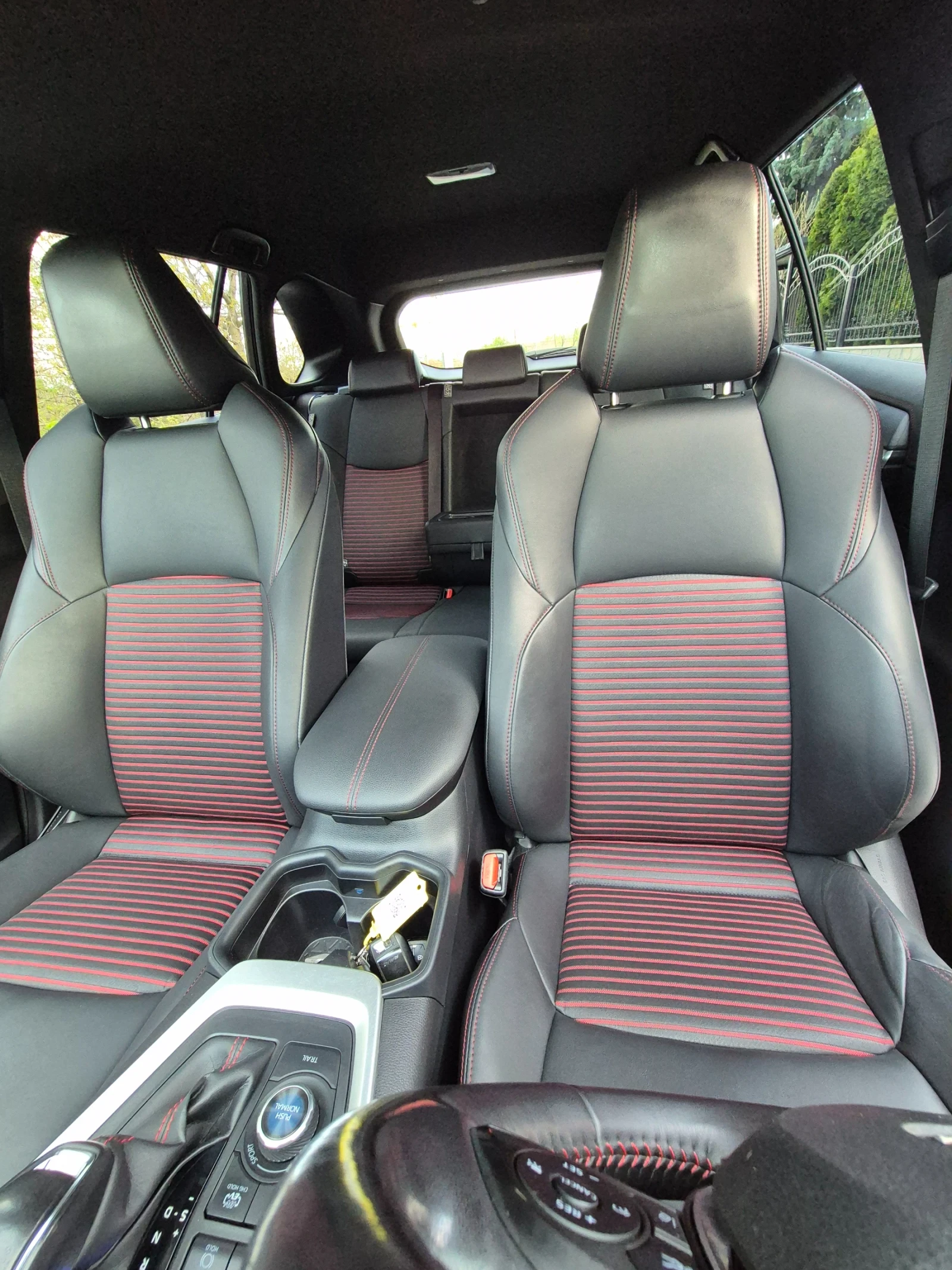 Toyota Rav4 Plug-in Hybrid/306кс/11.21г, снимка 11 - Автомобили и джипове - 54878780