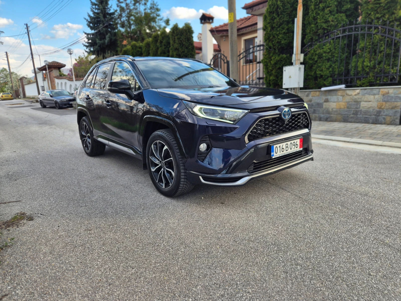 Toyota Rav4 Plug-in Hybrid/306кс/11.21г