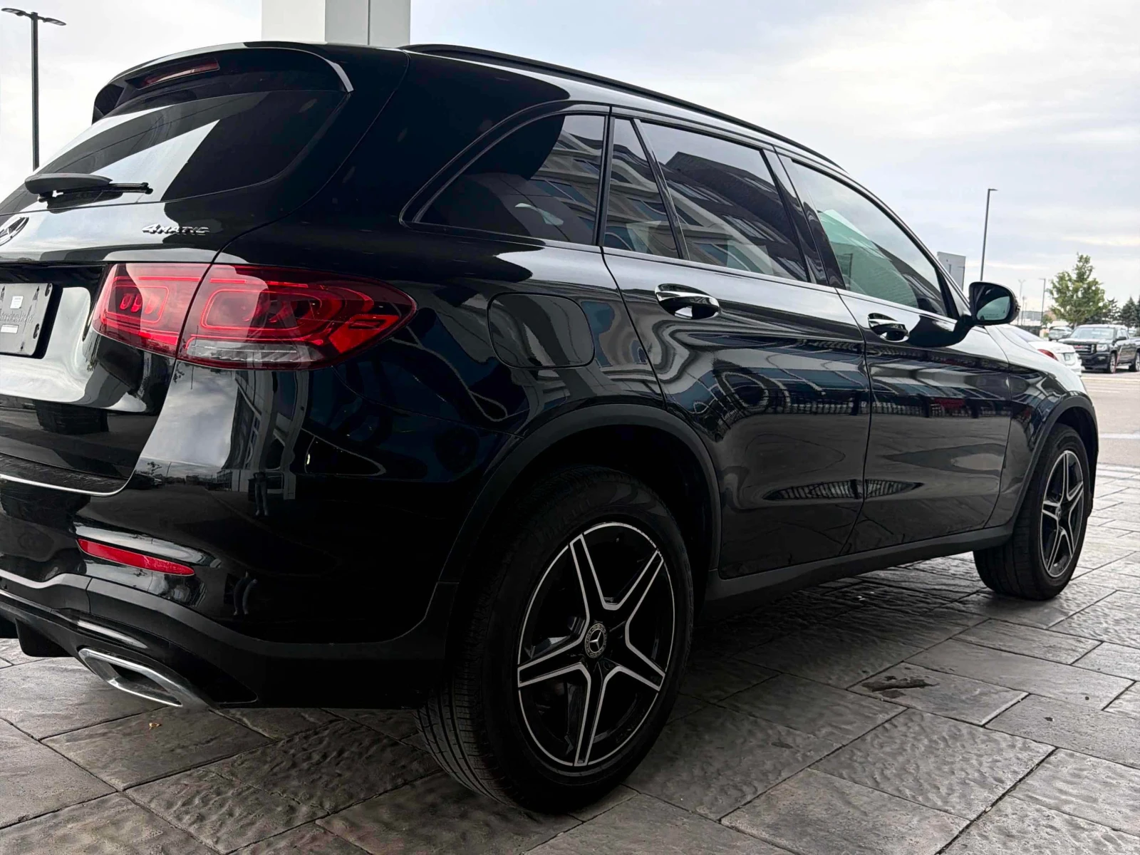 Mercedes-Benz GLC 300  AMG PACK / PANO / CARFAX / АВТОКРЕДИТ , снимка 15 - Автомобили и джипове - 56127202