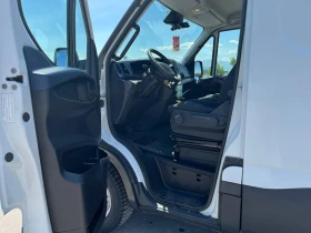 Обява за продажба на Iveco Daily 35S18 L2H2 ПЕРФЕКТЕН 3.0L 180KC 6CK КЛИМАТИК*  ~28 999 лв. - изображение 11