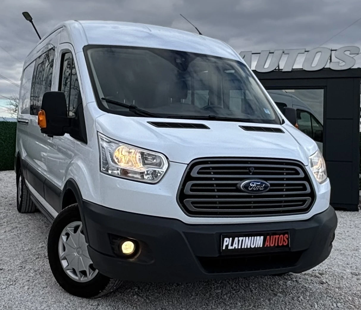 Ford Transit 2.2D/5 МЕСТЕН/ДЪЛГА БАЗА/TOP, снимка 1