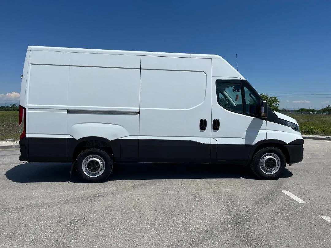 Iveco Daily 35S18 L2H2 ПЕРФЕКТЕН 3.0L 180KC 6CK КЛИМАТИК*  - изображение 6