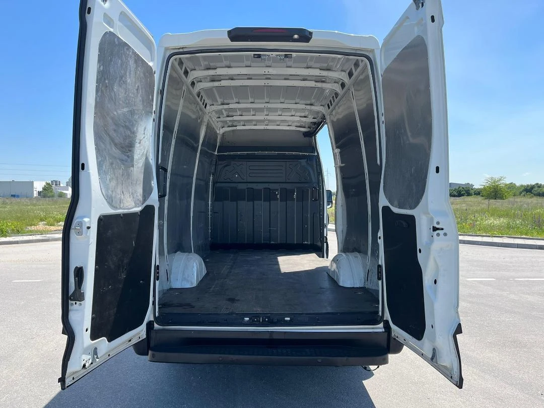 Iveco Daily 35S18 L2H2 ПЕРФЕКТЕН 3.0L 180KC 6CK КЛИМАТИК*  - изображение 9