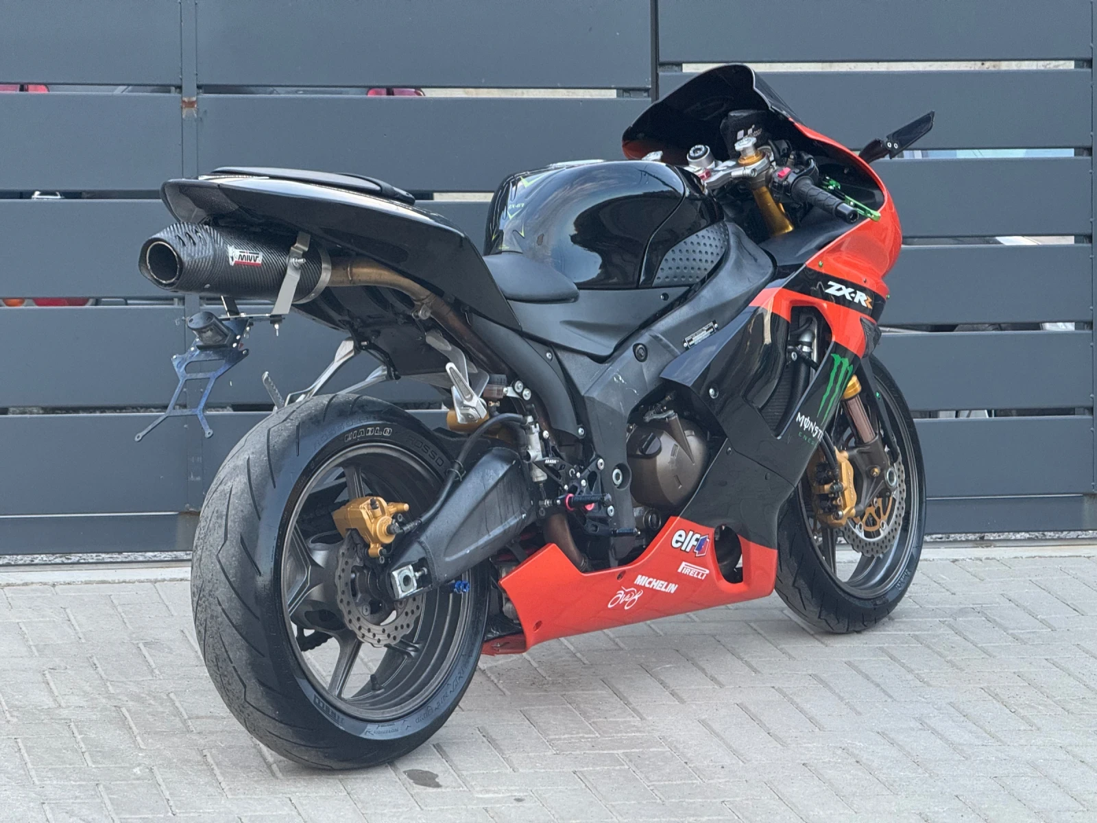 Kawasaki Zxr -6RR ОБСЛУЖЕН НОВ АКУМУЛАТОР УНИКАТ, снимка 3 - Мотоциклети и мототехника - 53988803