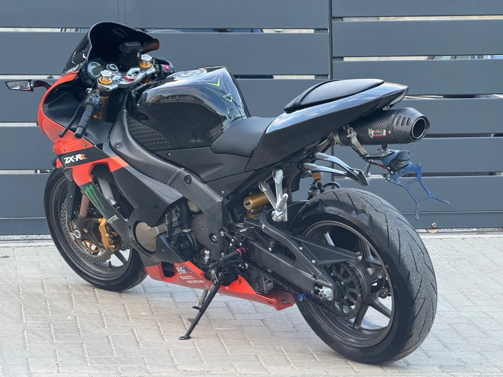 Kawasaki Zxr -6RR ОБСЛУЖЕН НОВ АКУМУЛАТОР УНИКАТ, снимка 5 - Мотоциклети и мототехника - 53988803