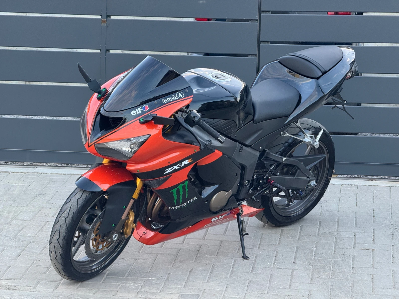 Kawasaki Zxr -6RR ОБСЛУЖЕН НОВ АКУМУЛАТОР УНИКАТ, снимка 7 - Мотоциклети и мототехника - 53988803