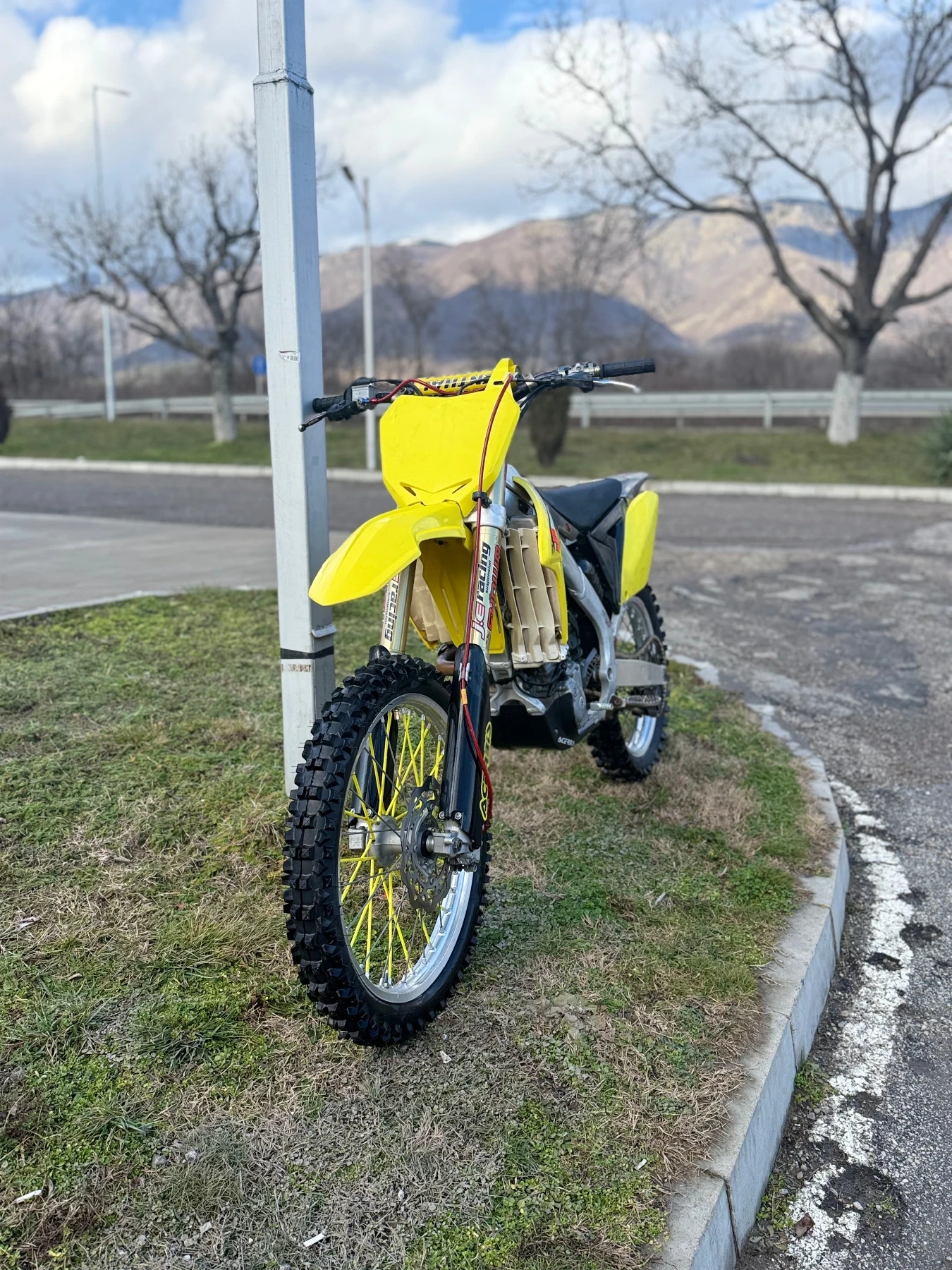 Suzuki Rmz 250 2017 TOP! , снимка 2 - Мотоциклети и мототехника - 56464631