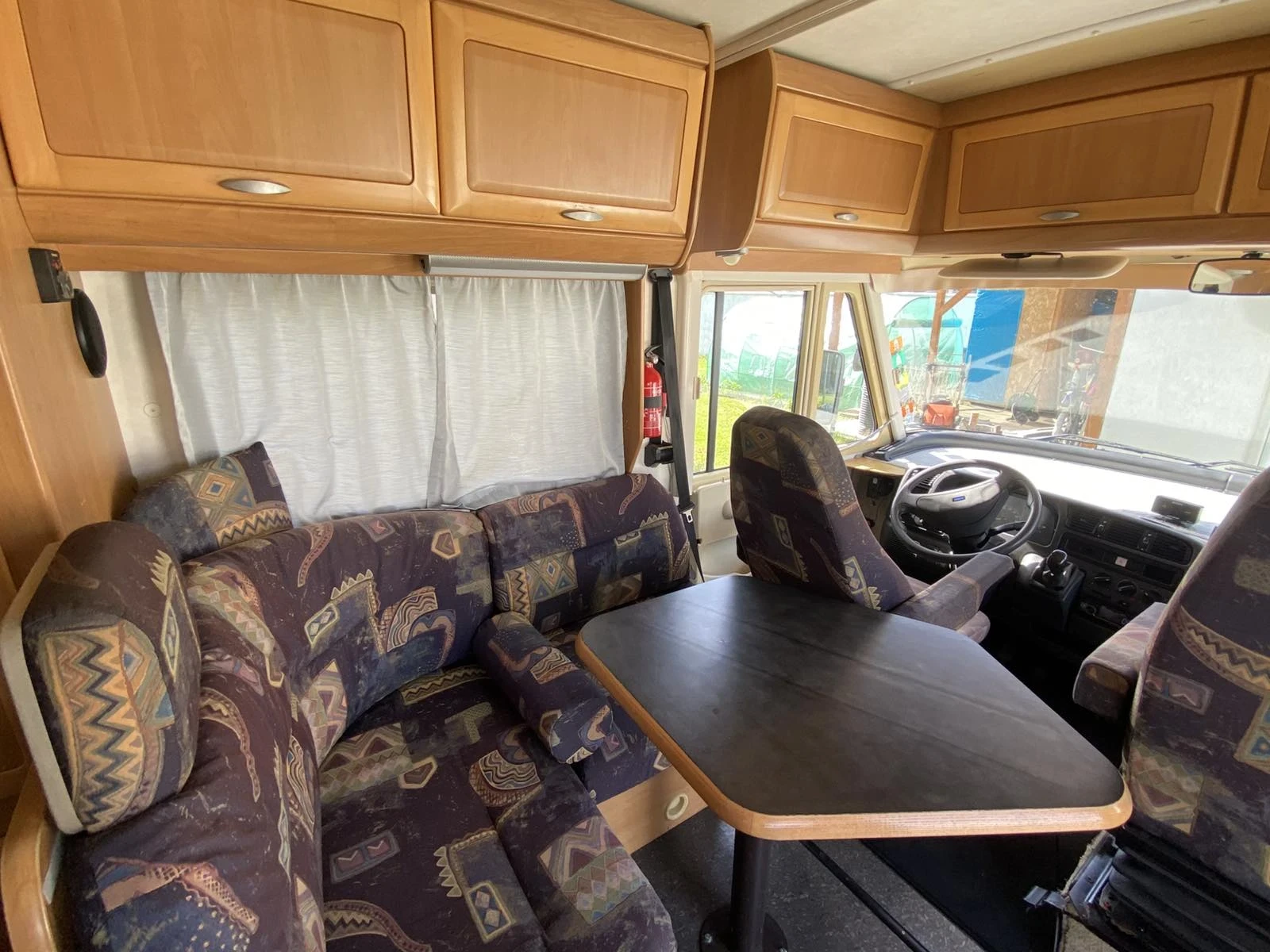 Кемпер HYMER / ERIBA 230, снимка 8 - Каравани и кемпери - 54670049