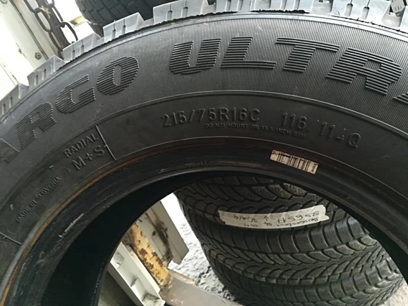 Гуми Зимни 215/75R16, снимка 6 - Гуми и джанти - 23632121