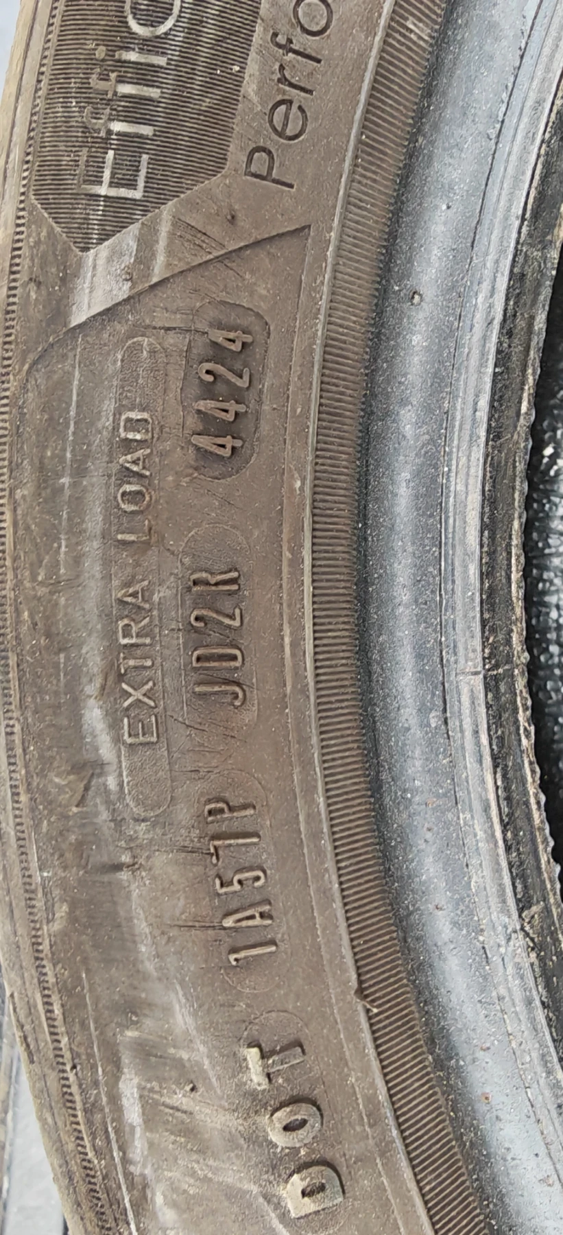 Гуми Летни 205/50R17, снимка 4 - Гуми и джанти - 54074713