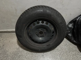 Гуми с джанти Kumho 195/65R15, снимка 2 - Гуми и джанти - 48176122