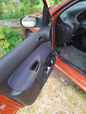 Peugeot 206 Хечбек, снимка 8