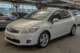Toyota Auris 1.8 VVT-i Hybrid e-CVT/Климатроник/Камера, снимка 4