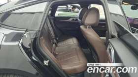BMW i4, снимка 12