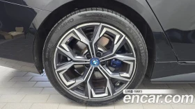 BMW i4, снимка 5