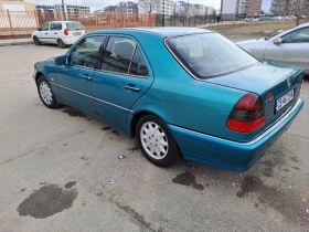 Mercedes-Benz C 180, снимка 3