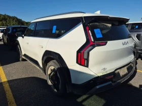 Kia EV9 LAND W/PLUS PACKAGE * CARFAX * ��� ������������  | Mobile.bg � ����� ������ 4