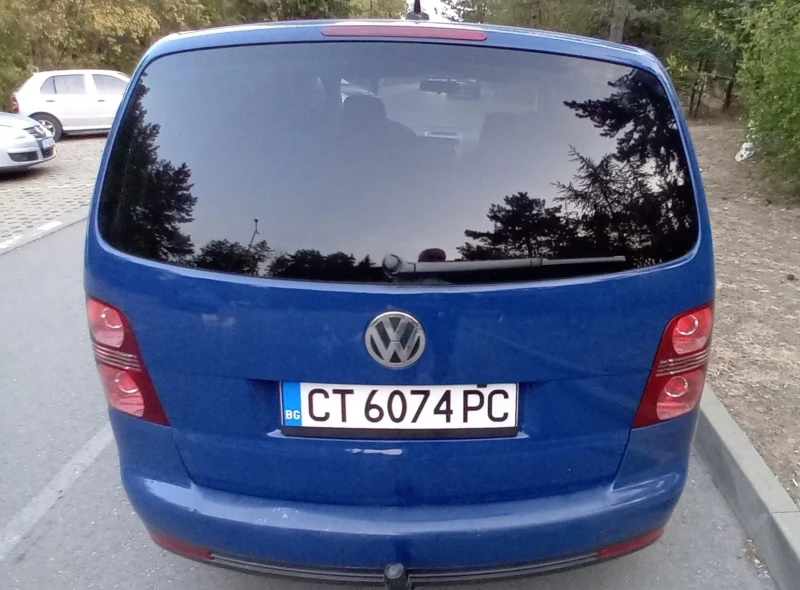 VW Touran 1.9, снимка 3 - Автомобили и джипове - 47153279