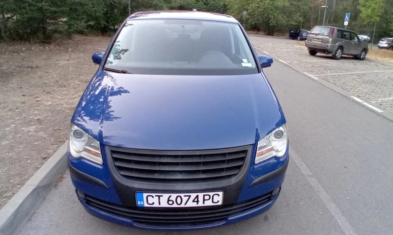 VW Touran 1.9, снимка 1 - Автомобили и джипове - 47153279