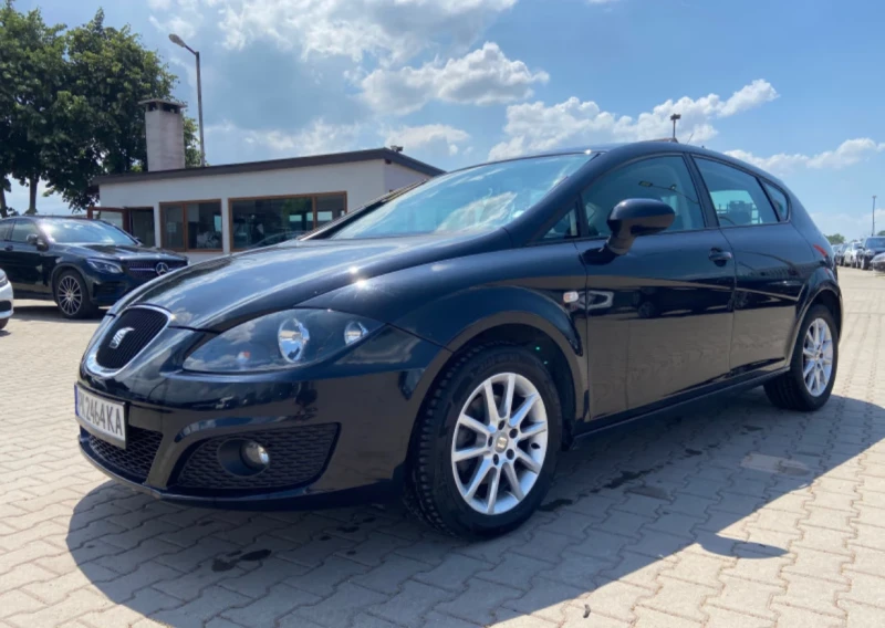 Seat Leon, снимка 1 - Автомобили и джипове - 47644189