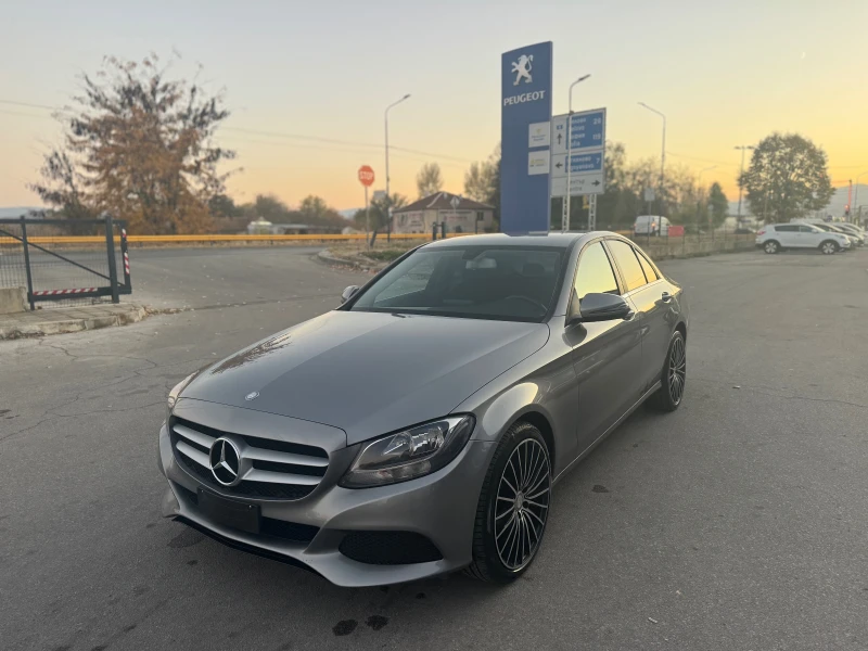 Mercedes-Benz C 180 avtomat, снимка 1 - Автомобили и джипове - 47853816