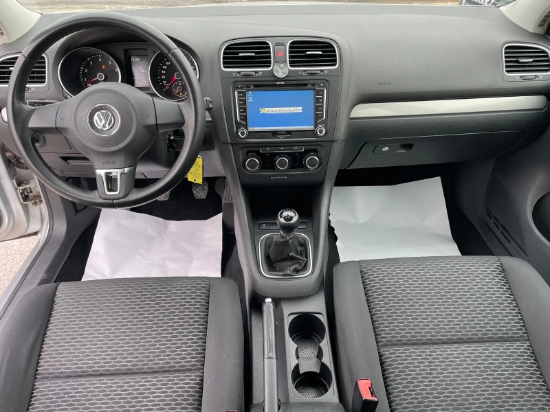 VW Golf 1.4i 75hp, снимка 8 - Автомобили и джипове - 47991709