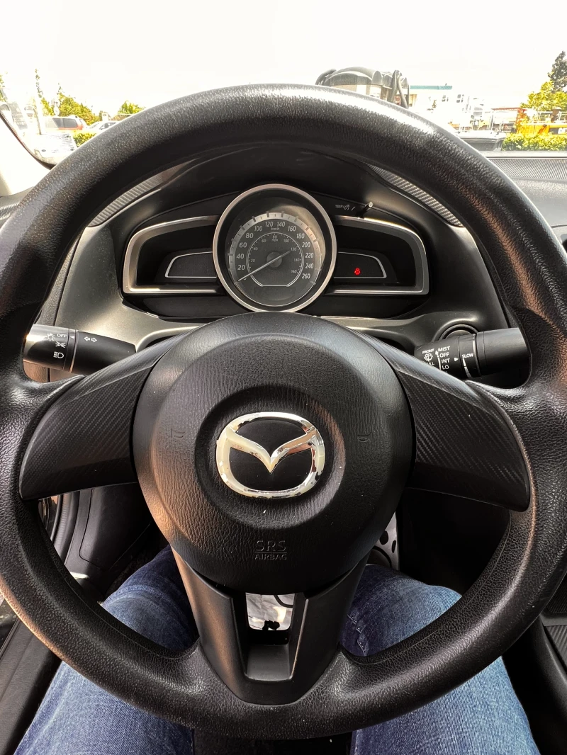 Mazda 3 2.0 Skyactiv, снимка 6 - Автомобили и джипове - 48382288