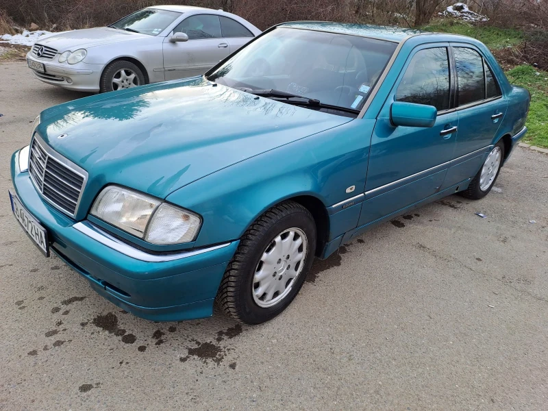 Mercedes-Benz C 180, снимка 11 - Автомобили и джипове - 48603889