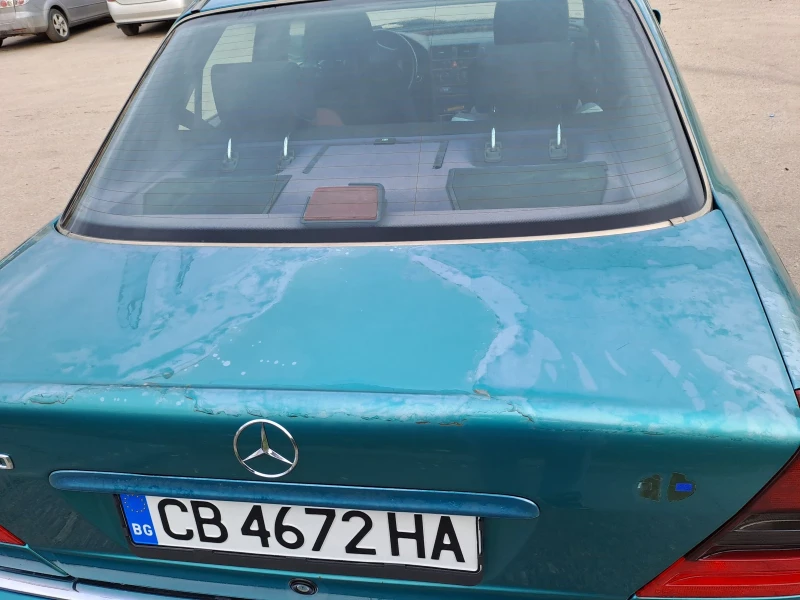 Mercedes-Benz C 180, снимка 17 - Автомобили и джипове - 48603889