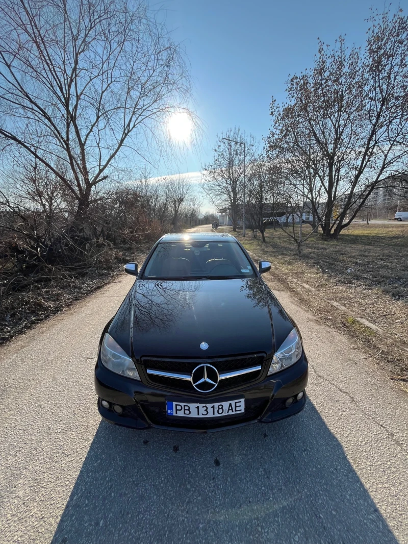 Mercedes-Benz C 220, снимка 3 - Автомобили и джипове - 49247368