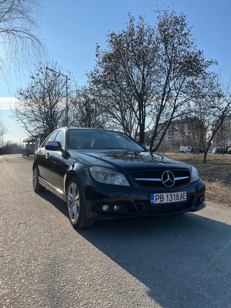 Mercedes-Benz C 220, снимка 1 - Автомобили и джипове - 49247368