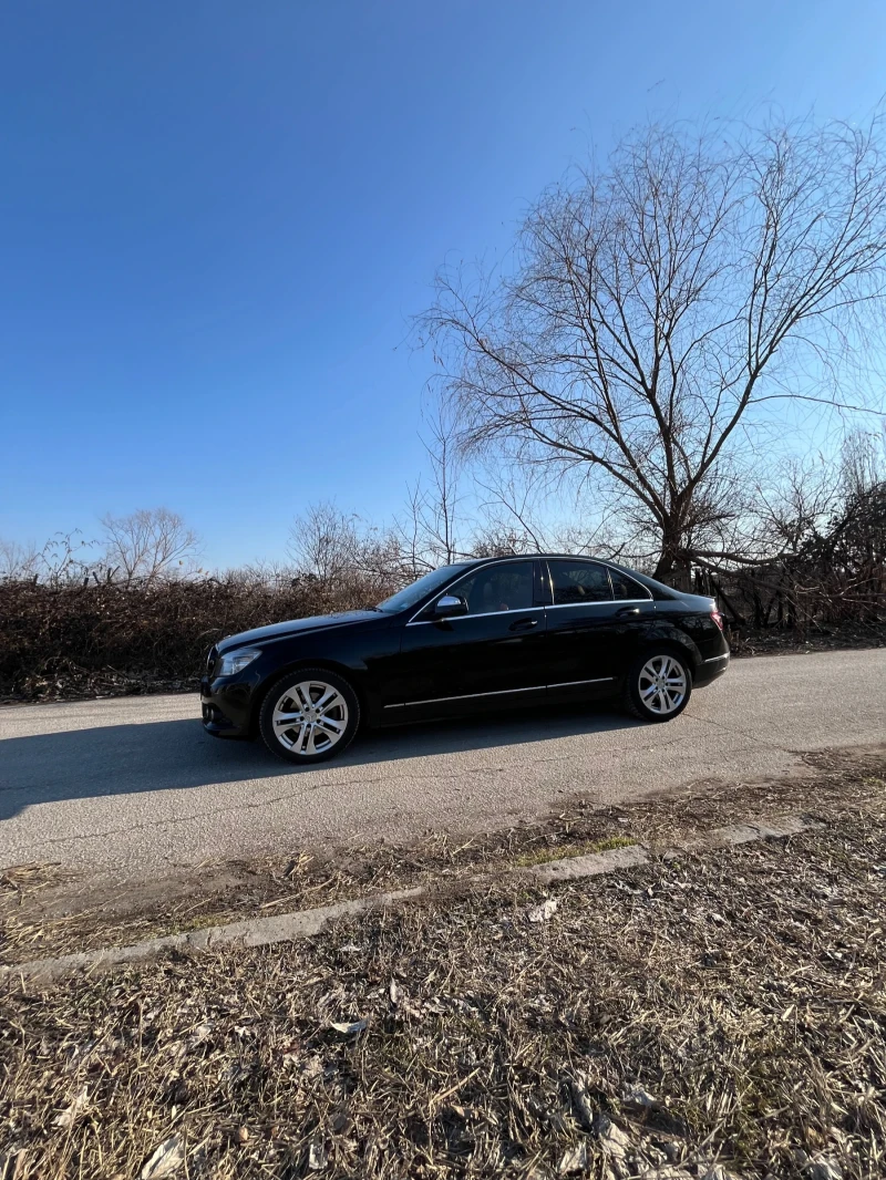 Mercedes-Benz C 220, снимка 5 - Автомобили и джипове - 49247368