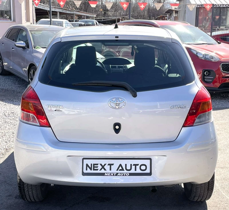 Toyota Yaris 1.3i 101HP 111202KM, снимка 6 - Автомобили и джипове - 49379346