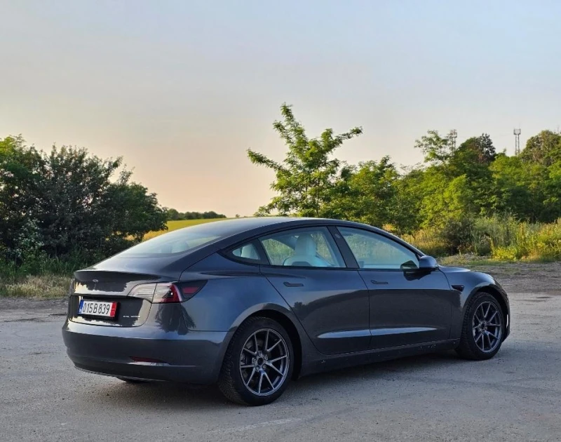 Tesla Model 3  4х4 Европейска Long Range, снимка 7 - Автомобили и джипове - 50706374