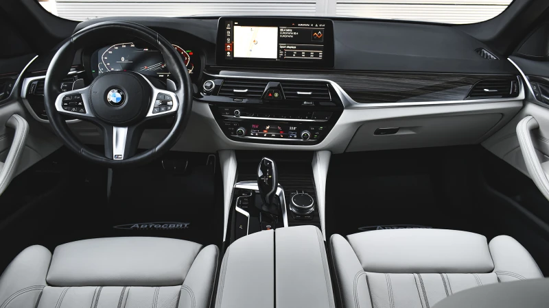 BMW 540 i xDrive M Sport Sportautomatic, снимка 8 - Автомобили и джипове - 51568972