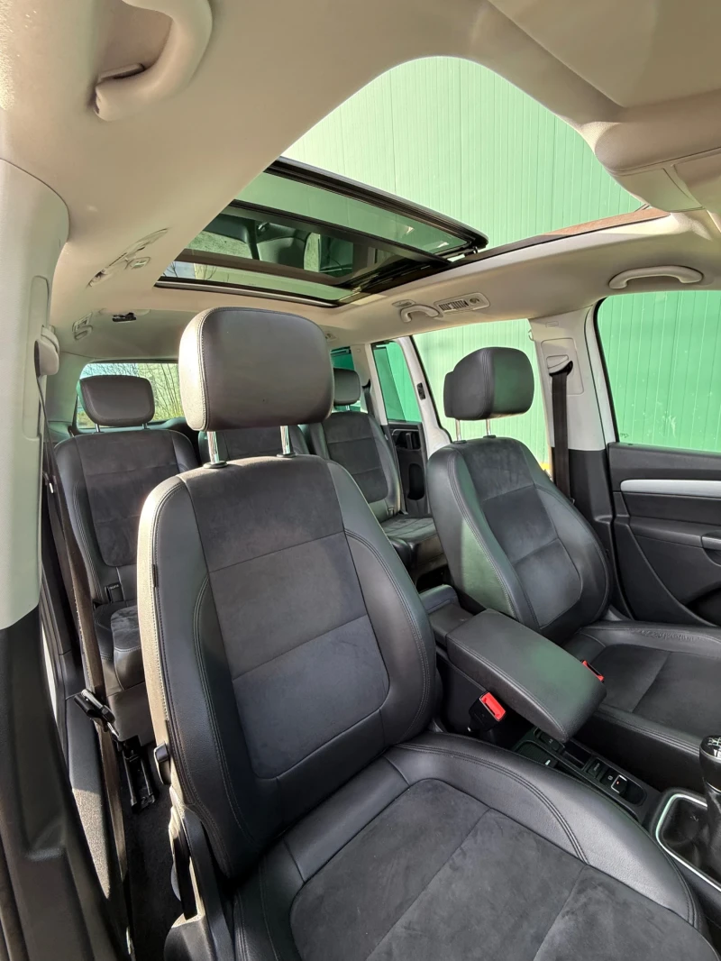 VW Sharan 2.0, снимка 11 - Автомобили и джипове - 52597922