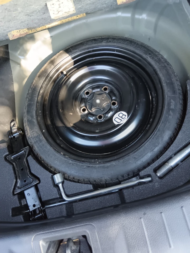 Nissan Pulsar Full extras , снимка 9 - Автомобили и джипове - 53251940