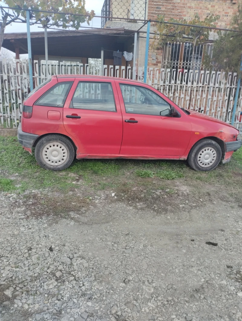 Seat Ibiza, снимка 6 - Автомобили и джипове - 52297277