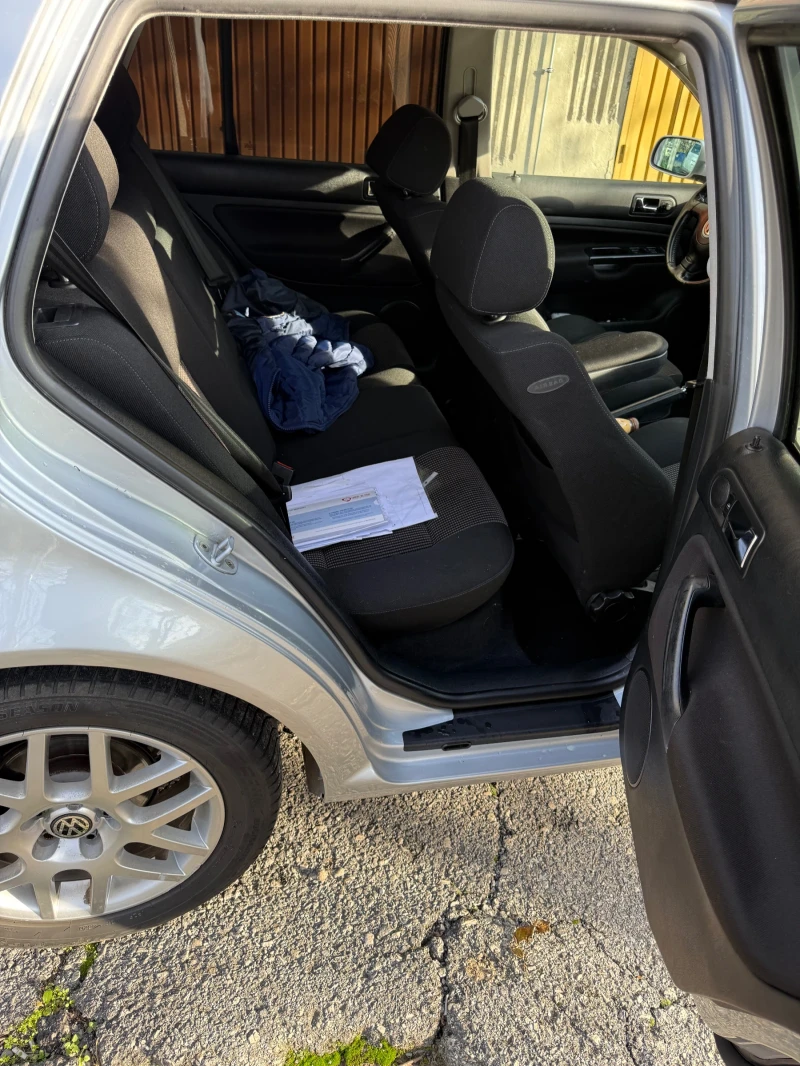 VW Golf, снимка 7 - Автомобили и джипове - 52646469