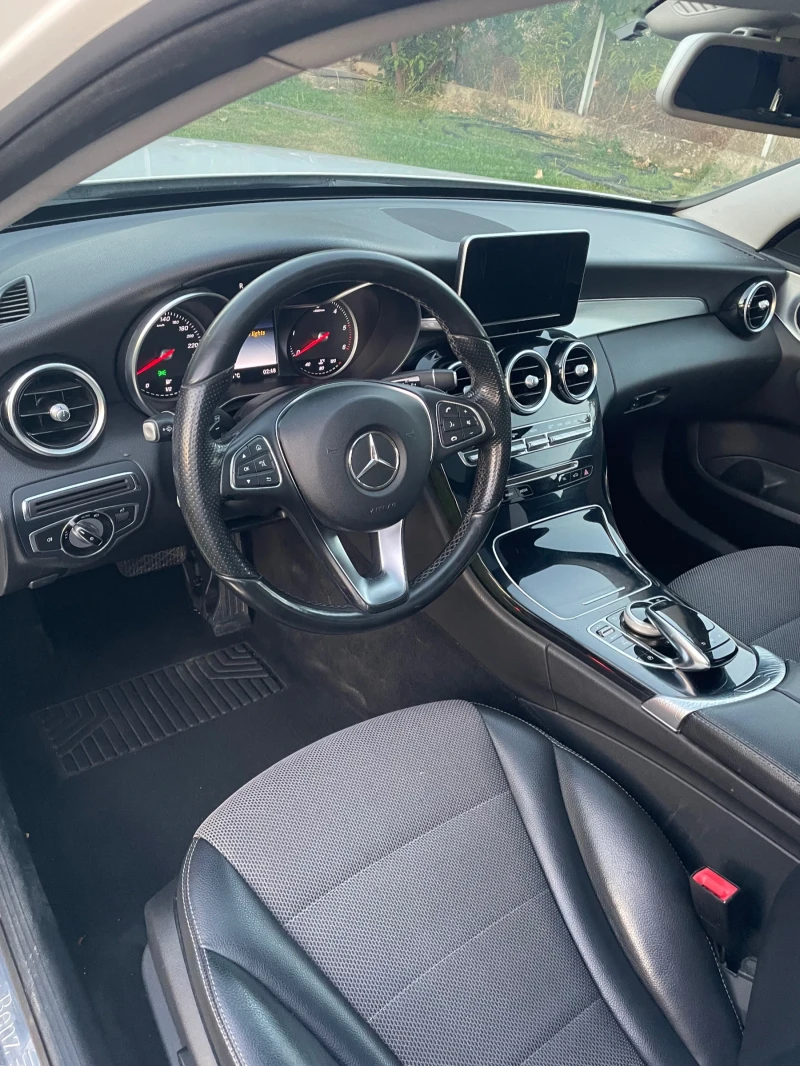 Mercedes-Benz C 250 250d, снимка 14 - Автомобили и джипове - 52819476