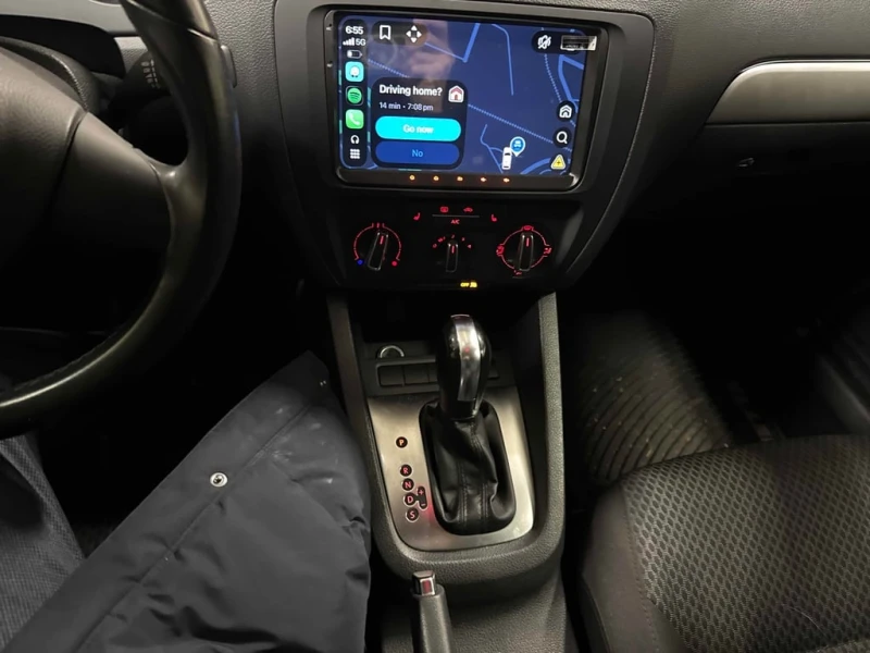 VW Jetta * Comfortline * CARFAX * ЦЕНА ДО БГ, снимка 9 - Автомобили и джипове - 52834475