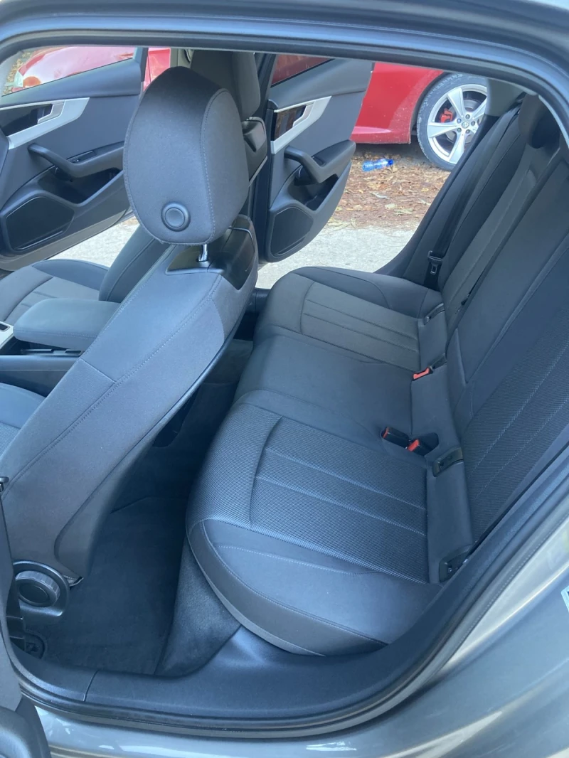Audi A4 2.0TDI S-line Фейслифт , снимка 11 - Автомобили и джипове - 52890120