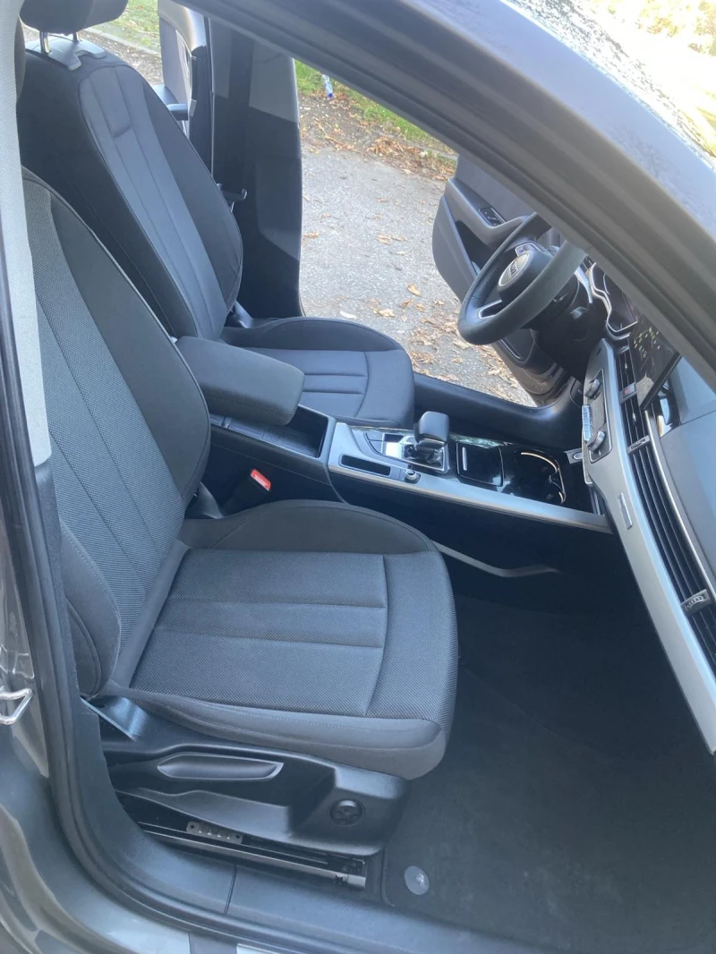 Audi A4 2.0TDI S-line Фейслифт , снимка 8 - Автомобили и джипове - 52890120