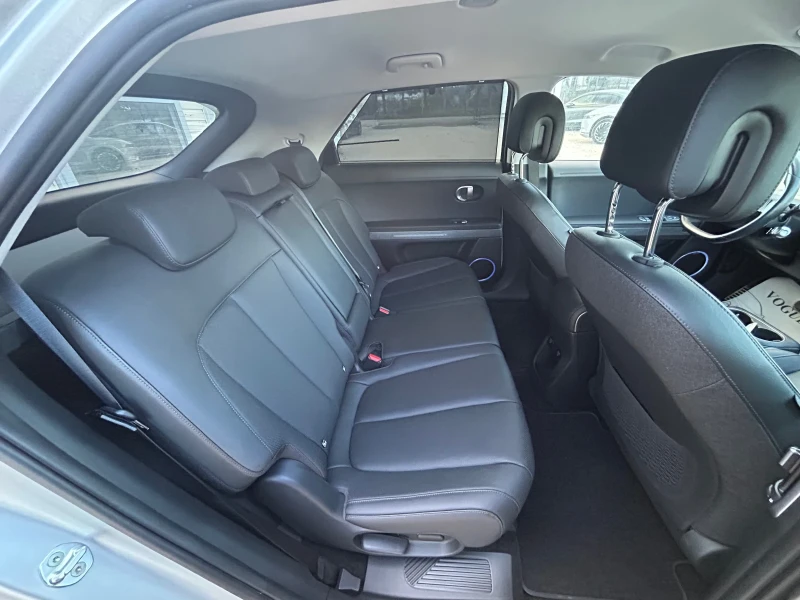 Hyundai Ioniq 5 306H.P.* 72.6KW* AWD* 21 000КМ* ГАРАНЦИЯ, снимка 12 - Автомобили и джипове - 52966449