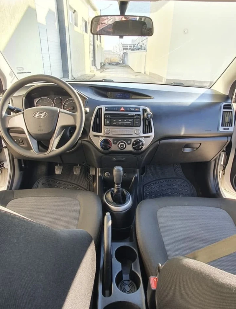 Hyundai I20, снимка 10 - Автомобили и джипове - 53116397