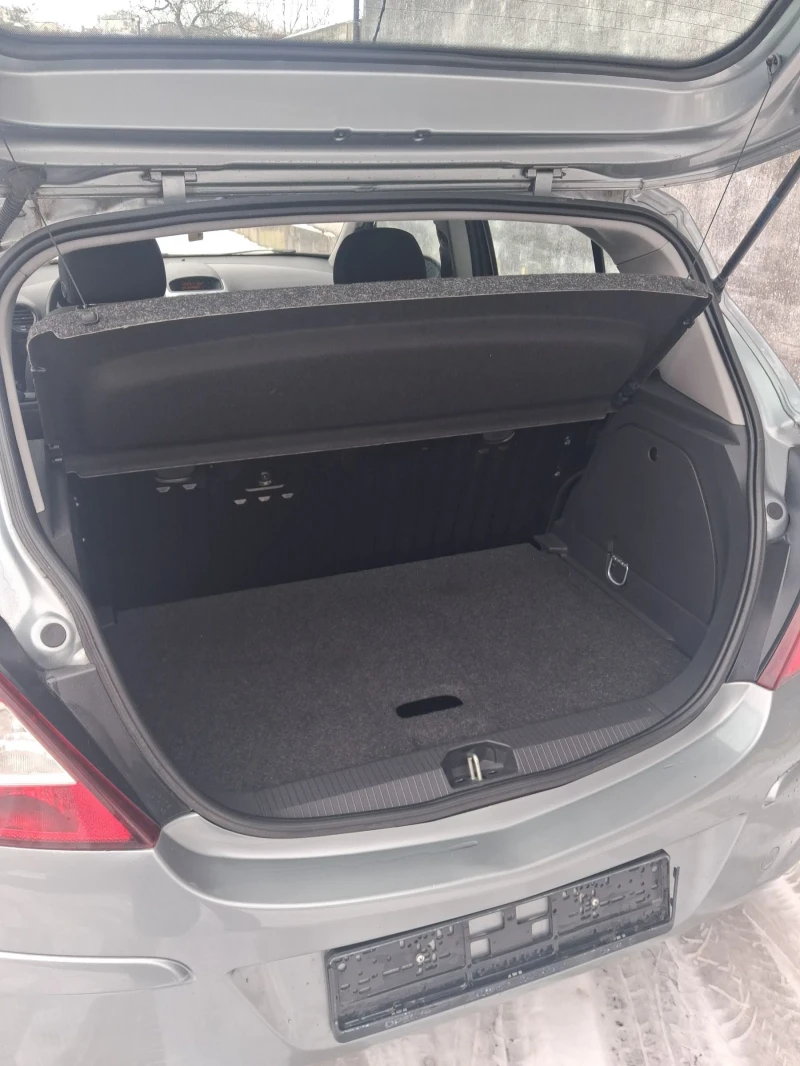 Opel Corsa, снимка 10 - Автомобили и джипове - 53177474