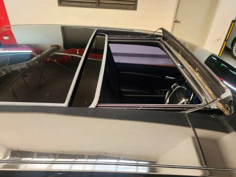 Chrysler 300c 3.0D - САМО 30% АВАНС, снимка 11 - Автомобили и джипове - 55991300
