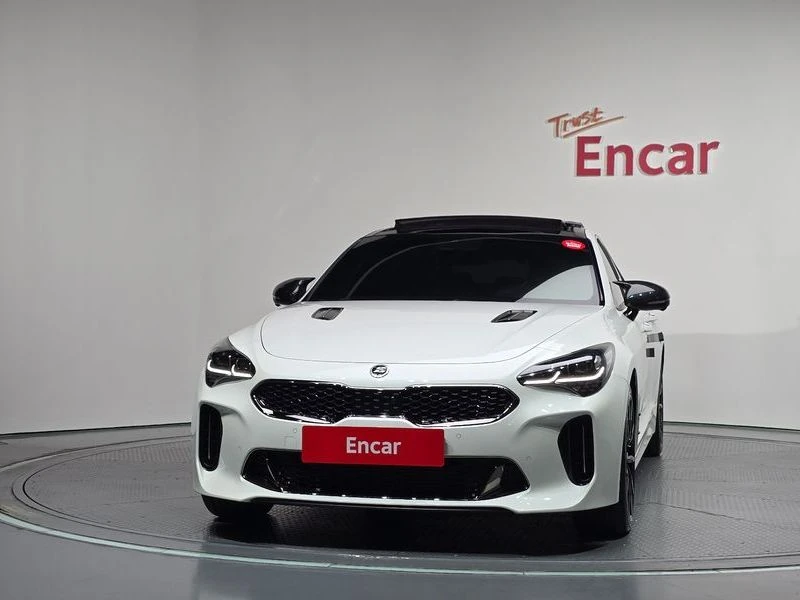 Kia Stinger 3.3 GT AWD Masters Turbo Package| 365к.с., снимка 3 - Автомобили и джипове - 56170110