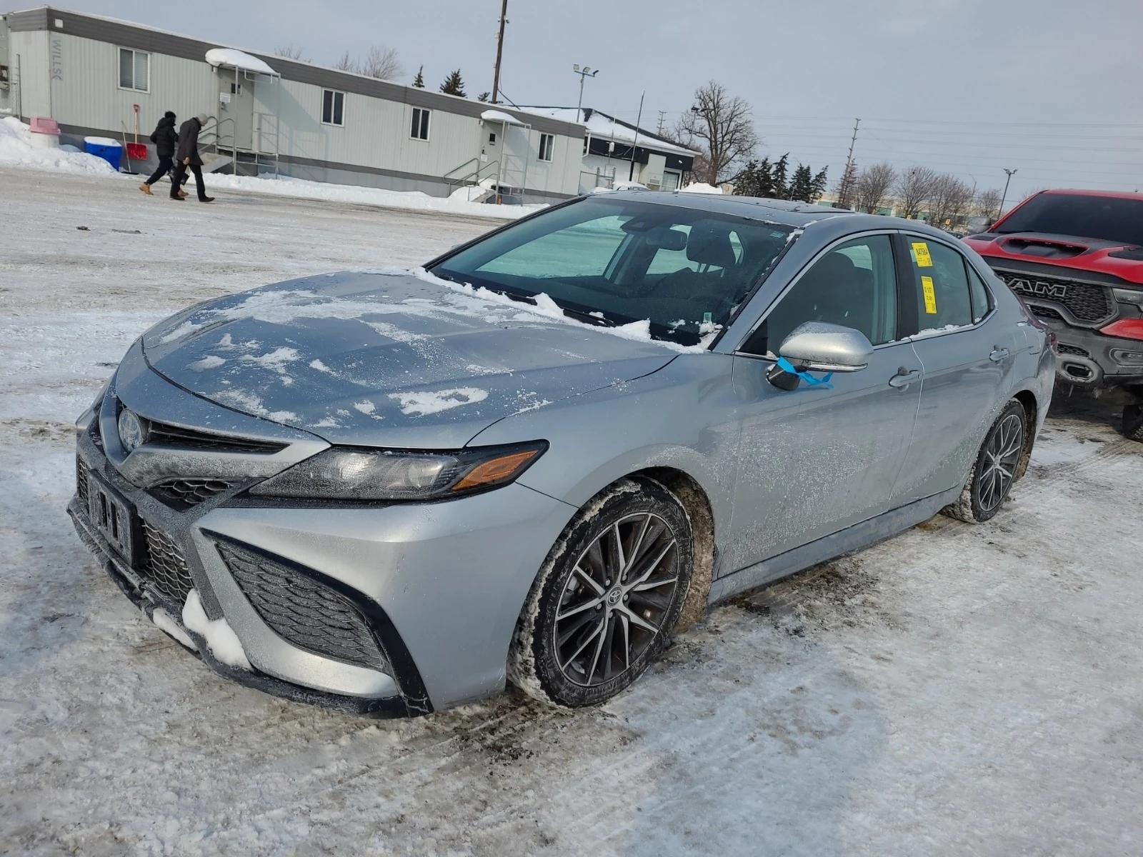 Toyota Camry HYBRID SE * * CARFAX * * АВТО КРЕДИТ * * , снимка 1